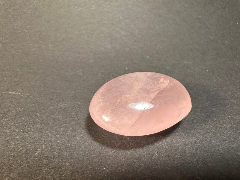 Ruusukvartsi Pieni taskukivi 3 cm