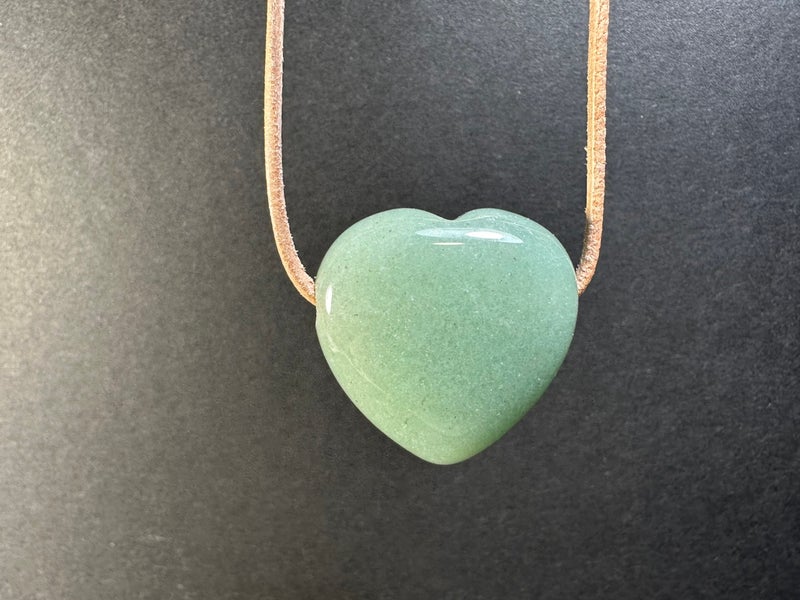 Vihre&auml; Aventuriini syd&auml;n riipus